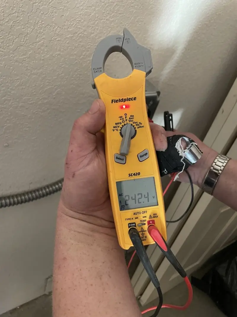 Voltage testing with clamp meter during Aluminum Wiring Replacement in Brushy Creek
